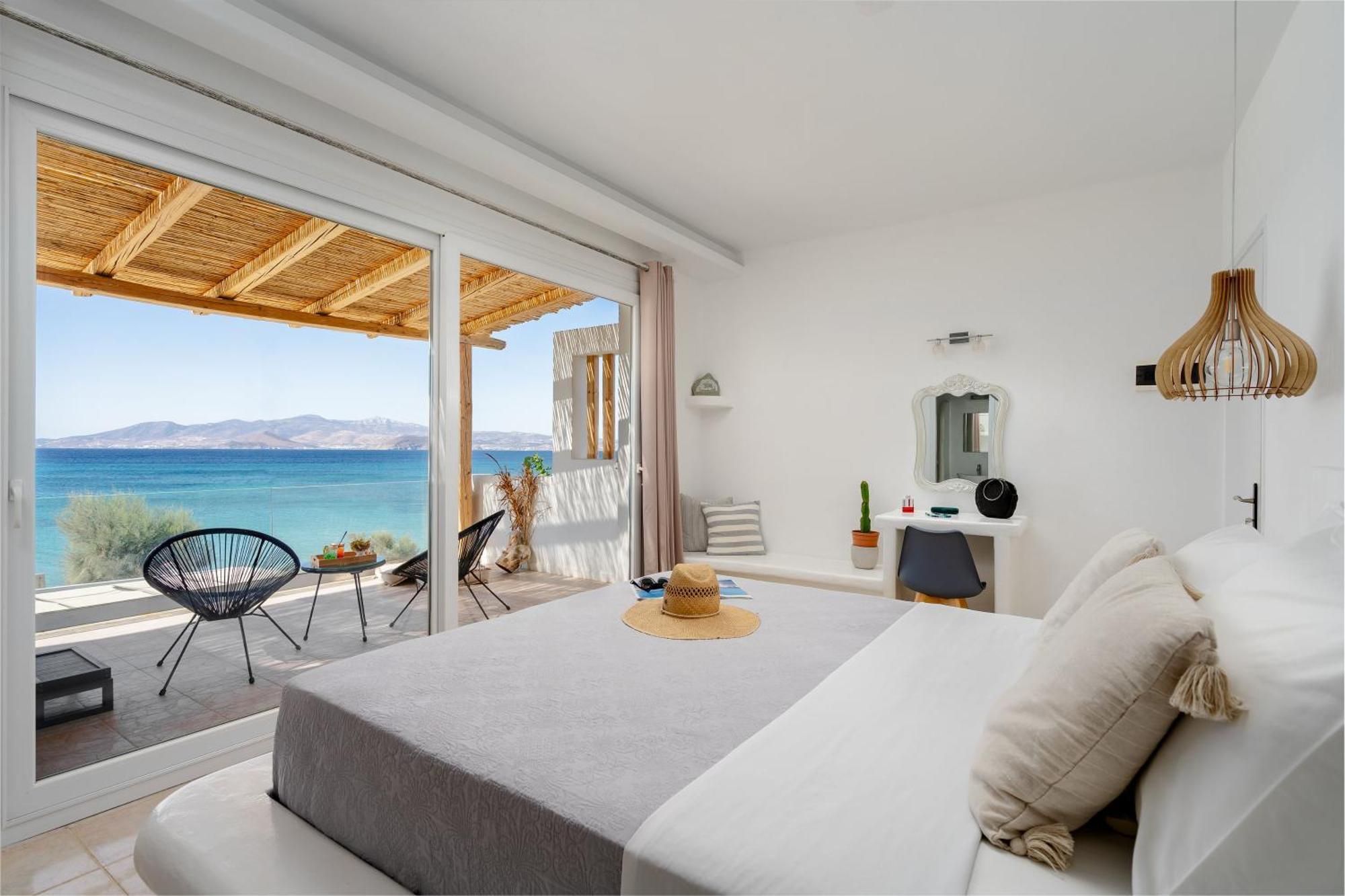 Manios Suites Agia Anna  المظهر الخارجي الصورة